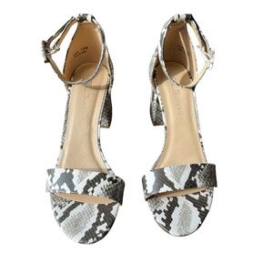 CL by Laundry Block Heel Dress Shoe  7.5